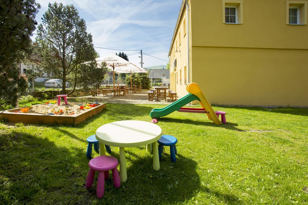 Penzion U Vyhlidky Chřibská Extérieur photo