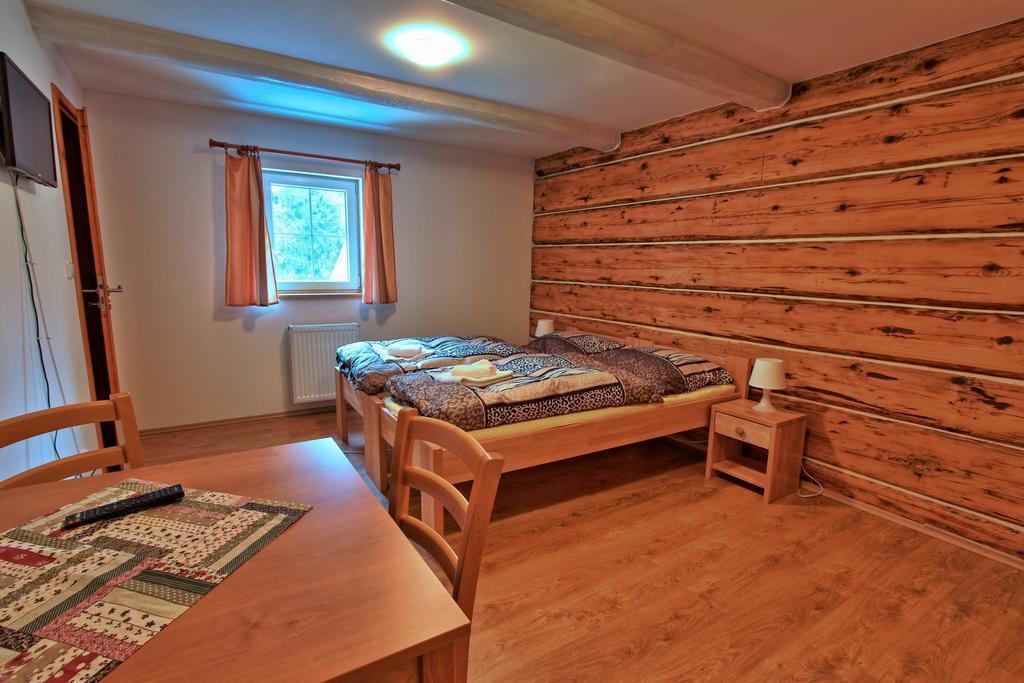 Penzion U Vyhlidky Chřibská Chambre photo